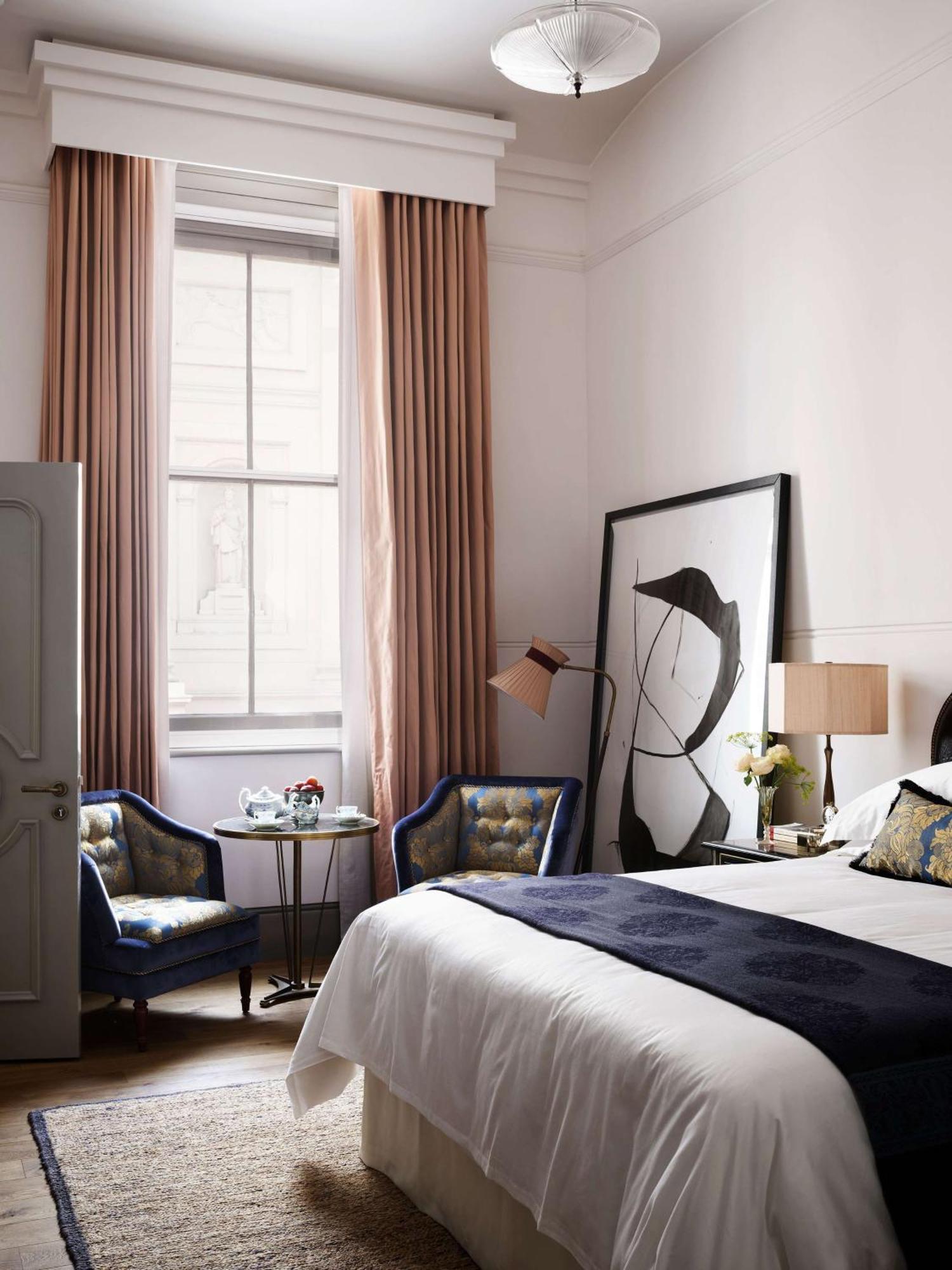 Nomad London Hotel Luaran gambar A bedroom at the hotel